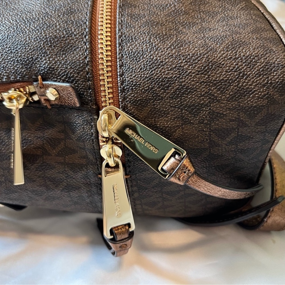 Michael Kors Rare Logo Bronze Addition
Backpack Medium - Picture 5 of 5
